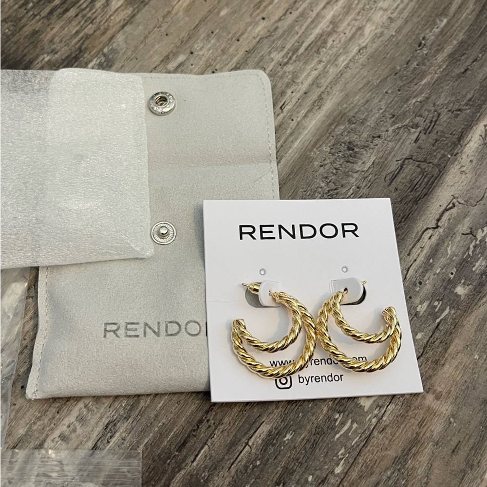 Rendor earrings bundle, new in package